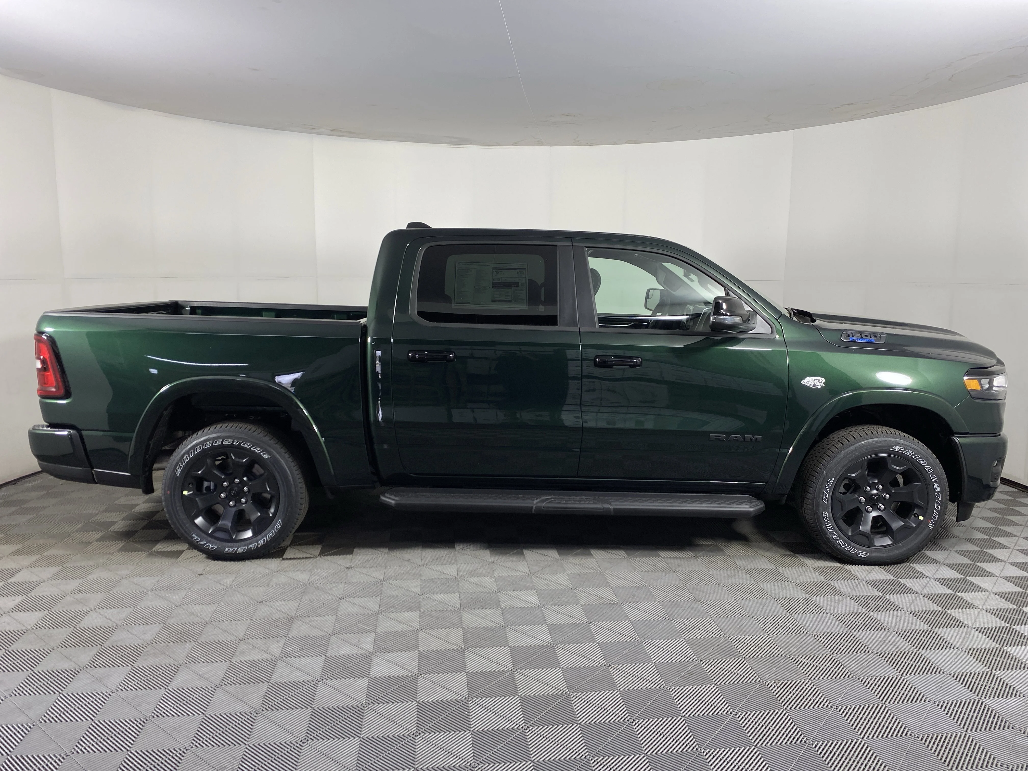 New 2026 Serrano-Green Metallic Exterior Paint RAM Big Horn/Lone Star image 6