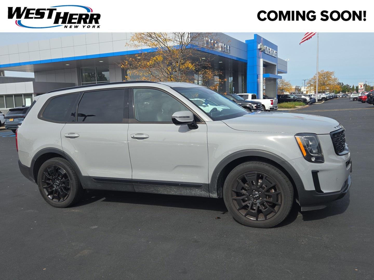 Used 2022 Wolf Gray Kia SX image 1