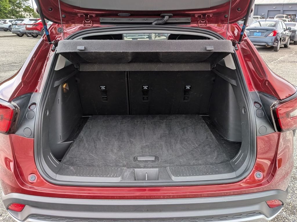 Used 2025 Red Chevrolet LT image 27
