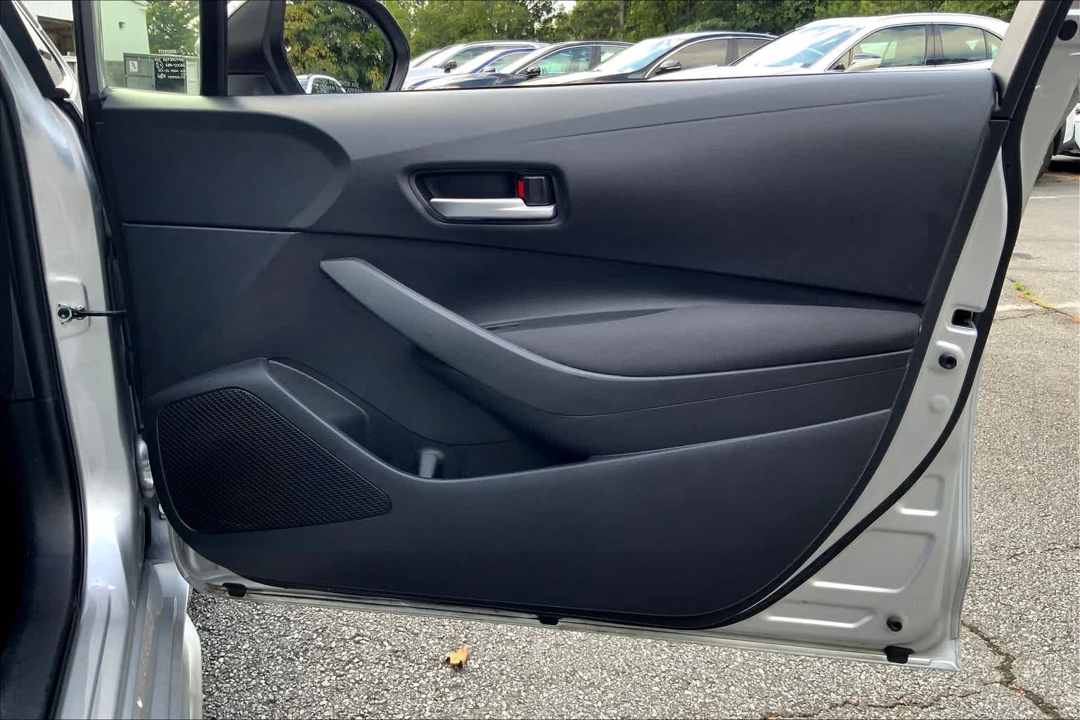 Used 2020 Classic Silver Metallic Toyota LE image 21
