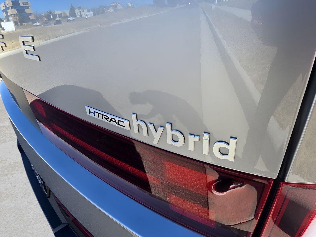 New 2026 Shimmering Silver Hyundai SE image 11