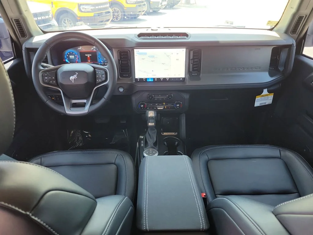 Used 2025 Desert Sand Ford Badlands image 11
