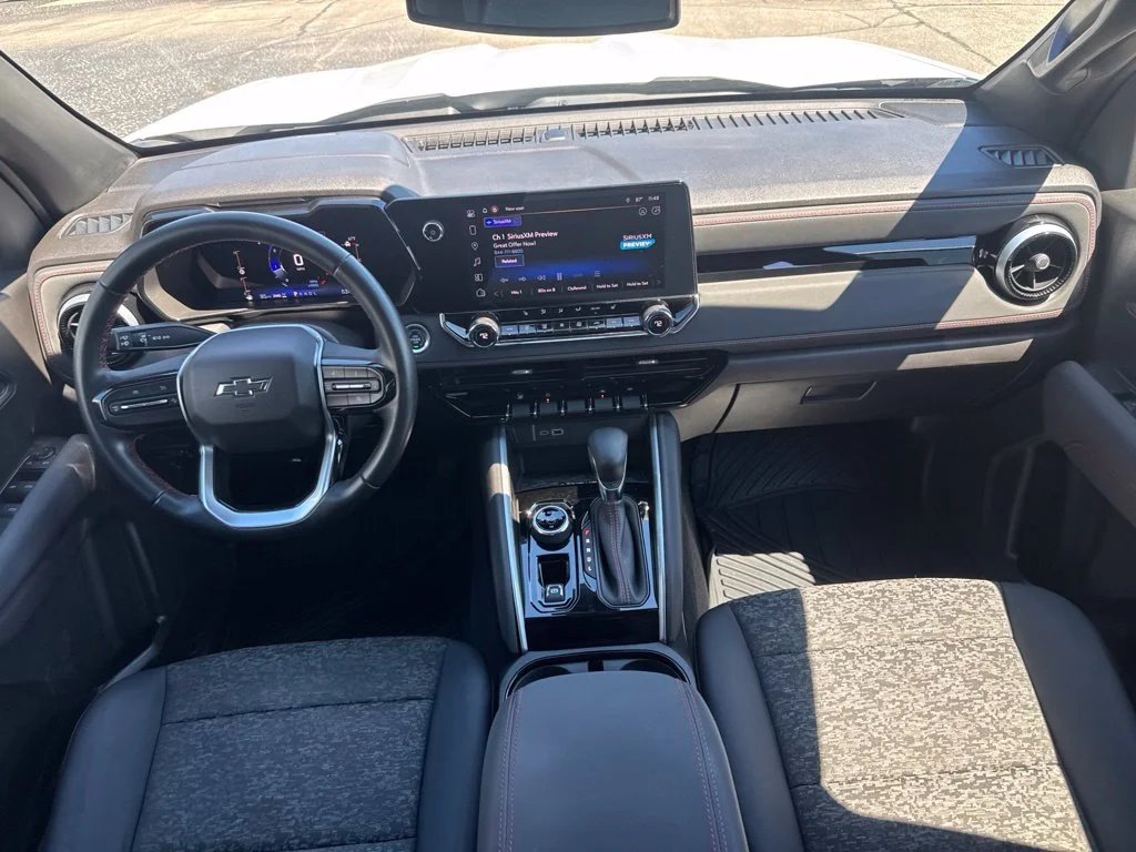 Used 2023 Summit White Chevrolet Z71 image 25
