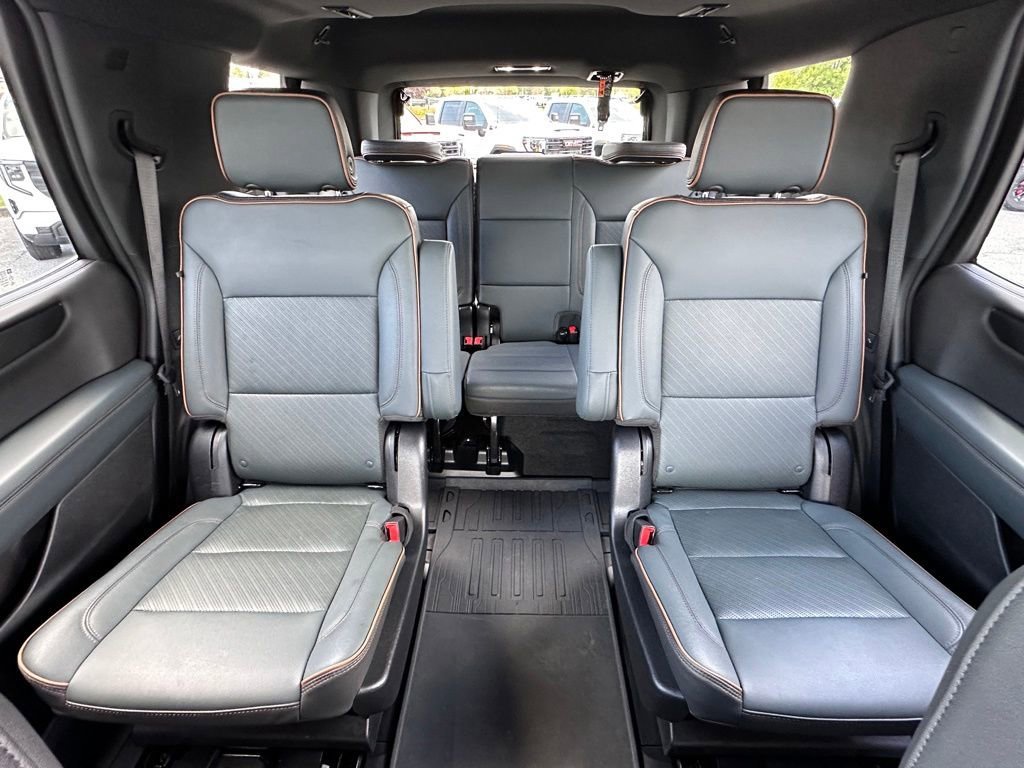 Certified Used 2025 Summit White GMC AT4 image 28