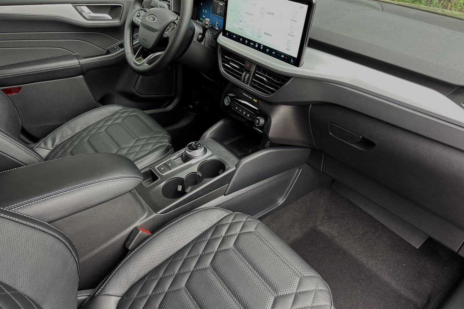 2024 Ford Escape PHEV - Photo 12