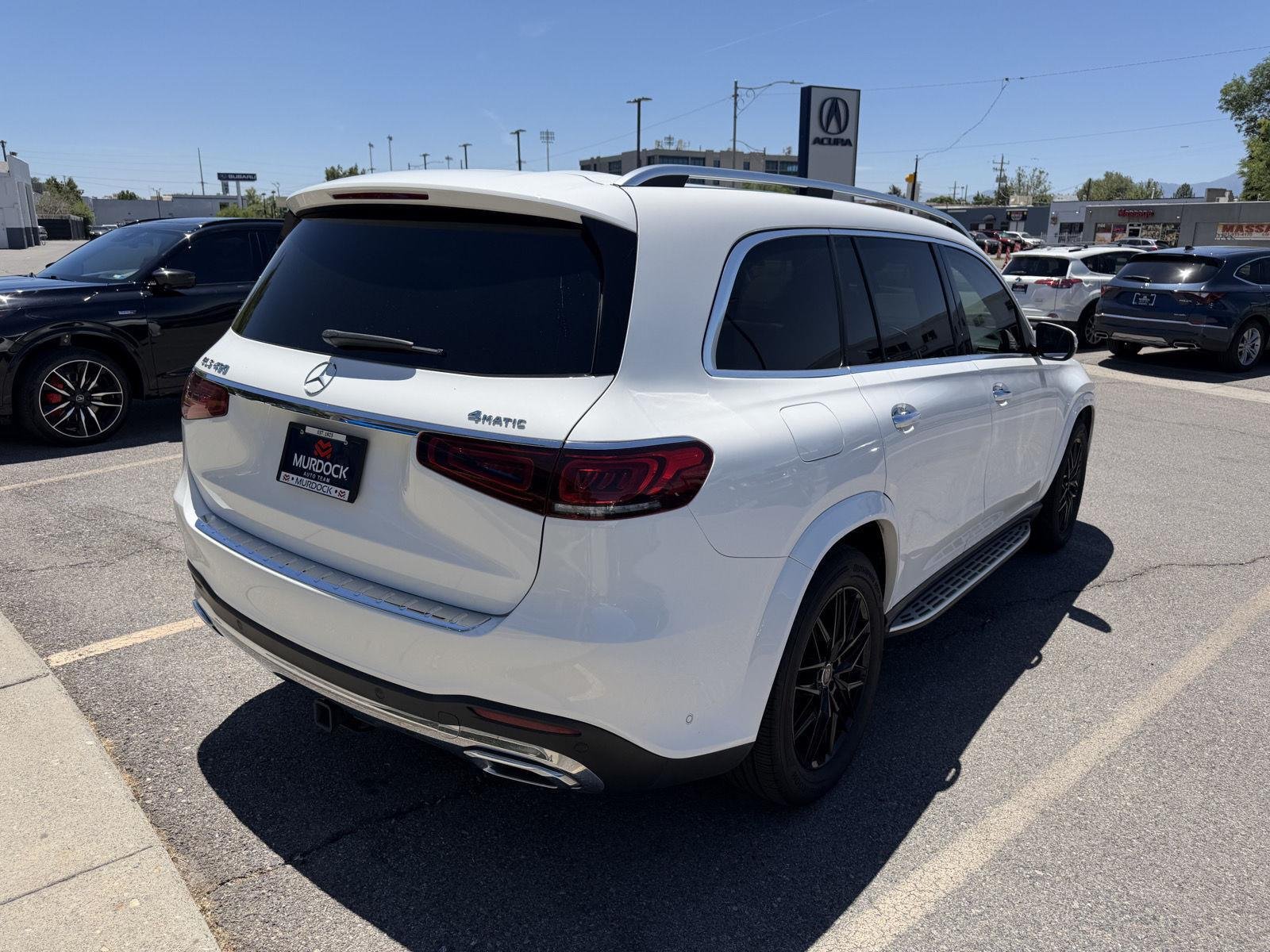 Used 2023 Polar White Mercedes-Benz GLS 450 4MATIC® SUV image 3