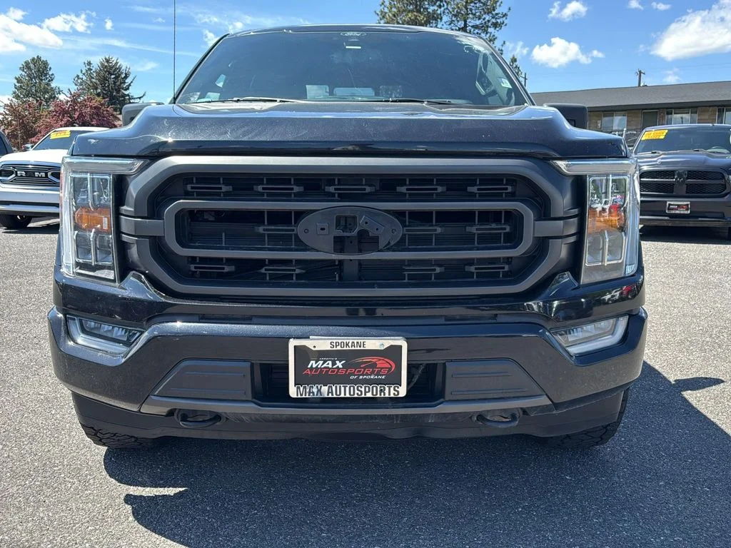Used 2021 Agate Black Metallic Ford XLT image 30