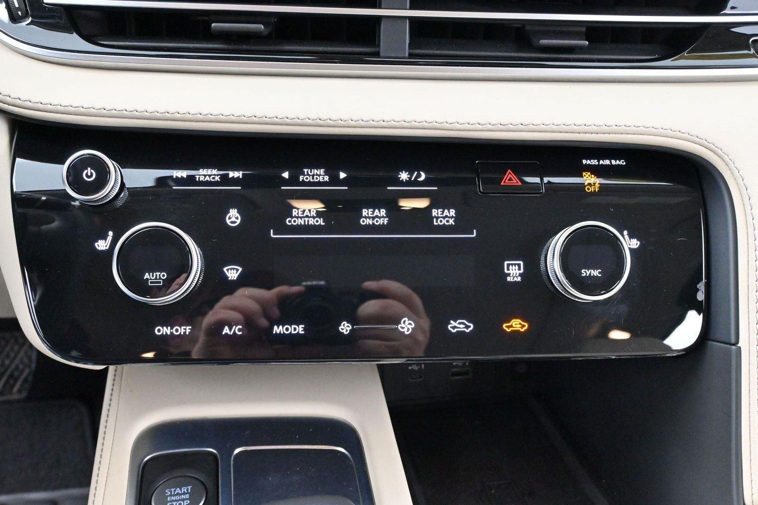 Used 2023 Mineral Black INFINITI PURE image 24