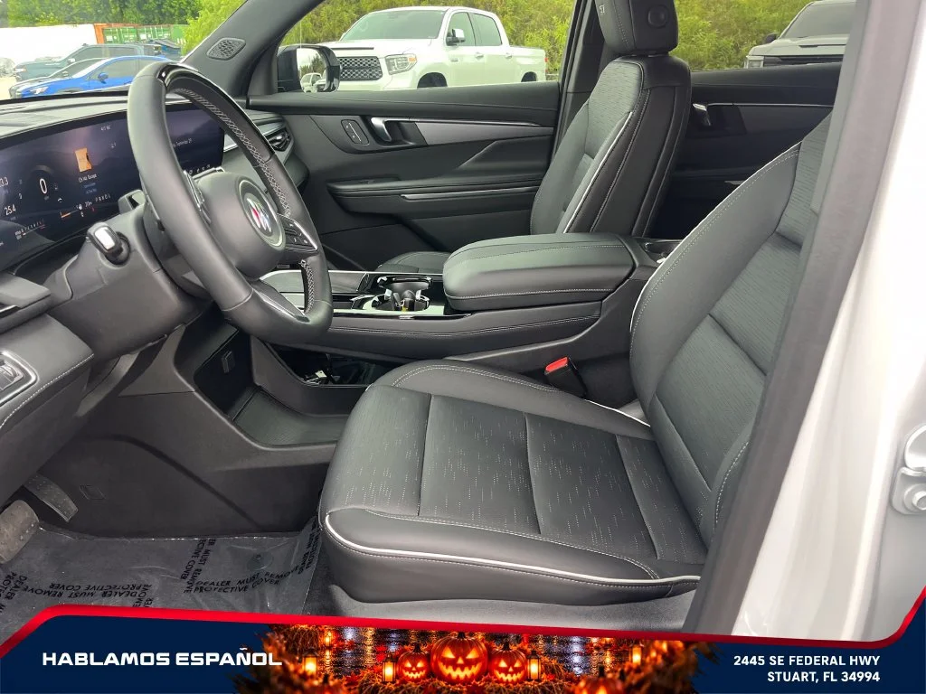 Used 2025 White Frost Tricoat Buick Sport Touring image 9