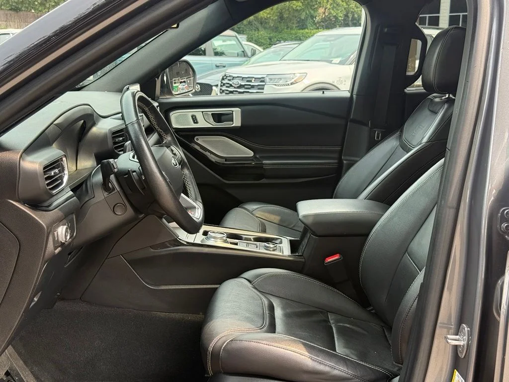 Used 2022 Gray Ford ST image 21