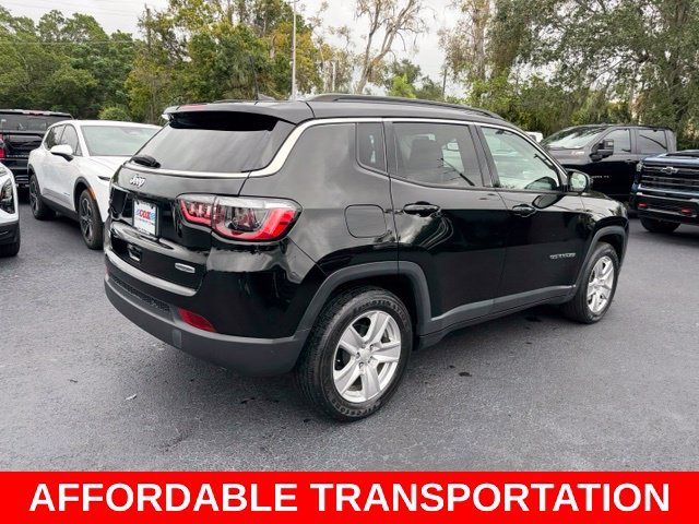 Used 2022 Black Jeep Latitude image 6