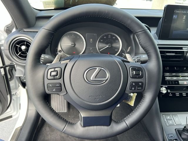 Used 2023 White Lexus 300 image 14