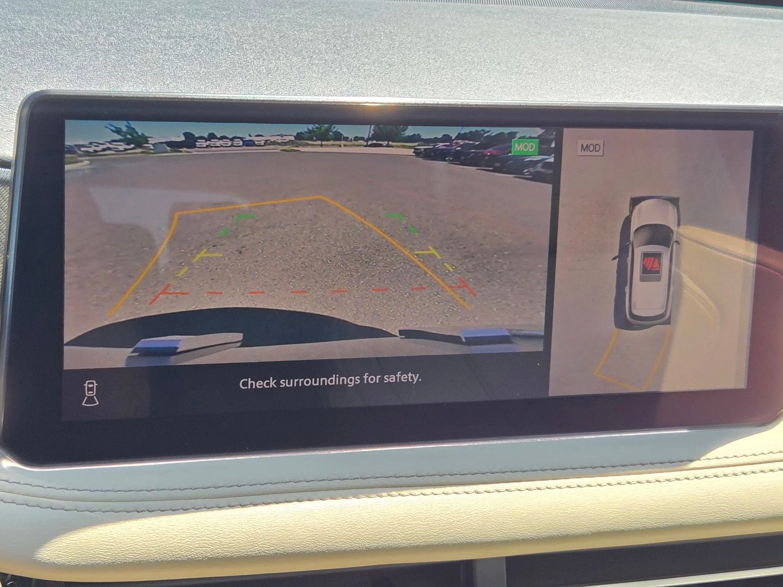 Used 2023 Grand Blue INFINITI LUXE image 25