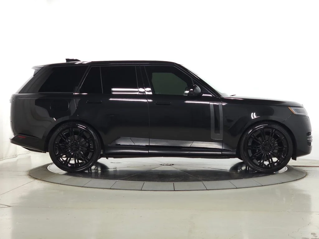 Used 2026 Black Land Rover SE image 10
