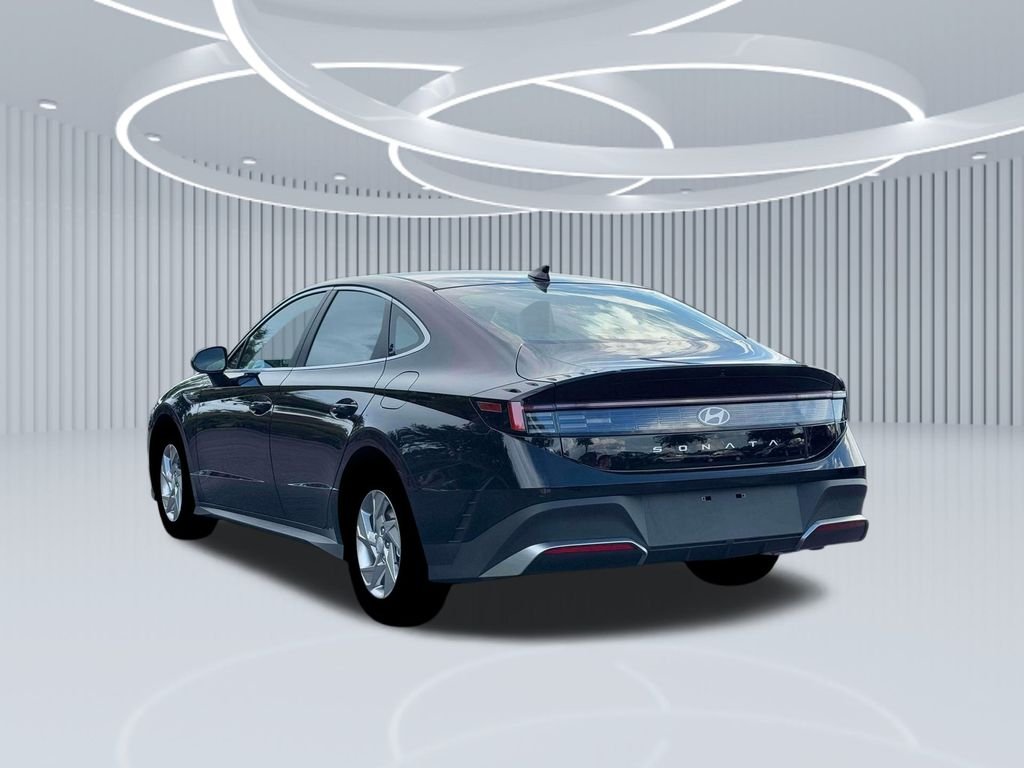 New 2026 Black Hyundai SE image 24