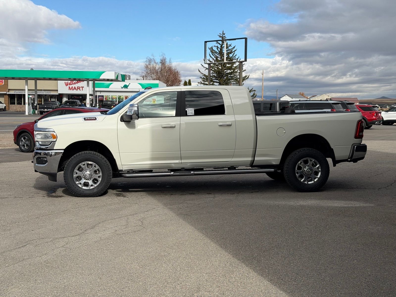 2023 RAM Ram 3500 Pickup Laramie - Photo 11