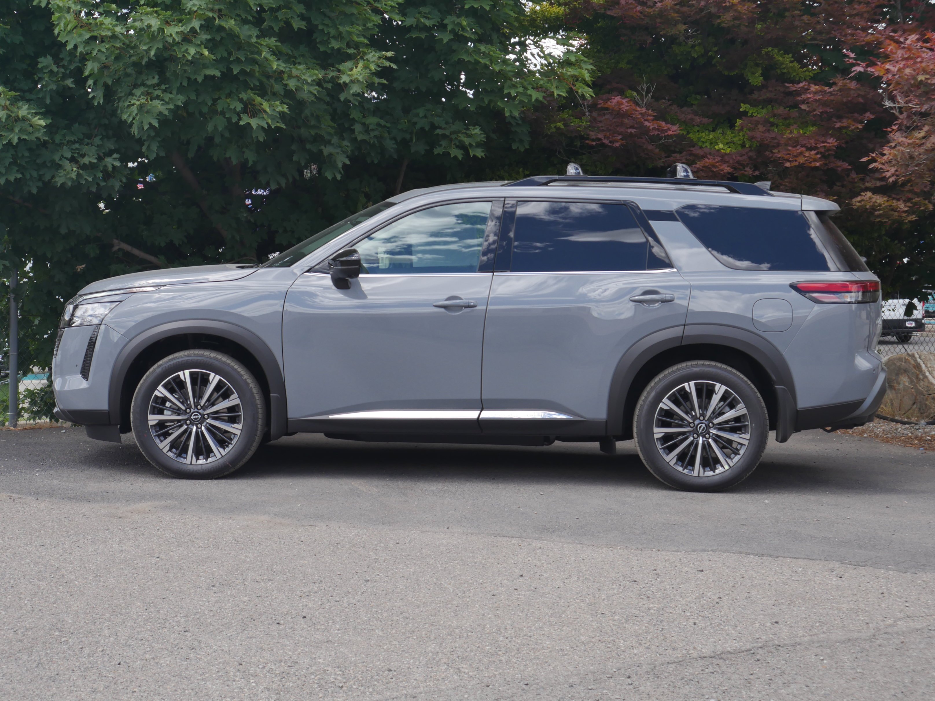 New 2026 Everest White Pearl TriCoat Nissan Rock Creek® image 16