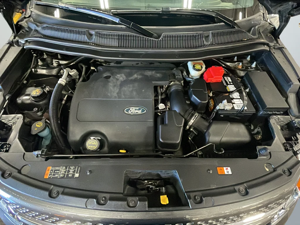 Used 2015  Ford XLT image 36