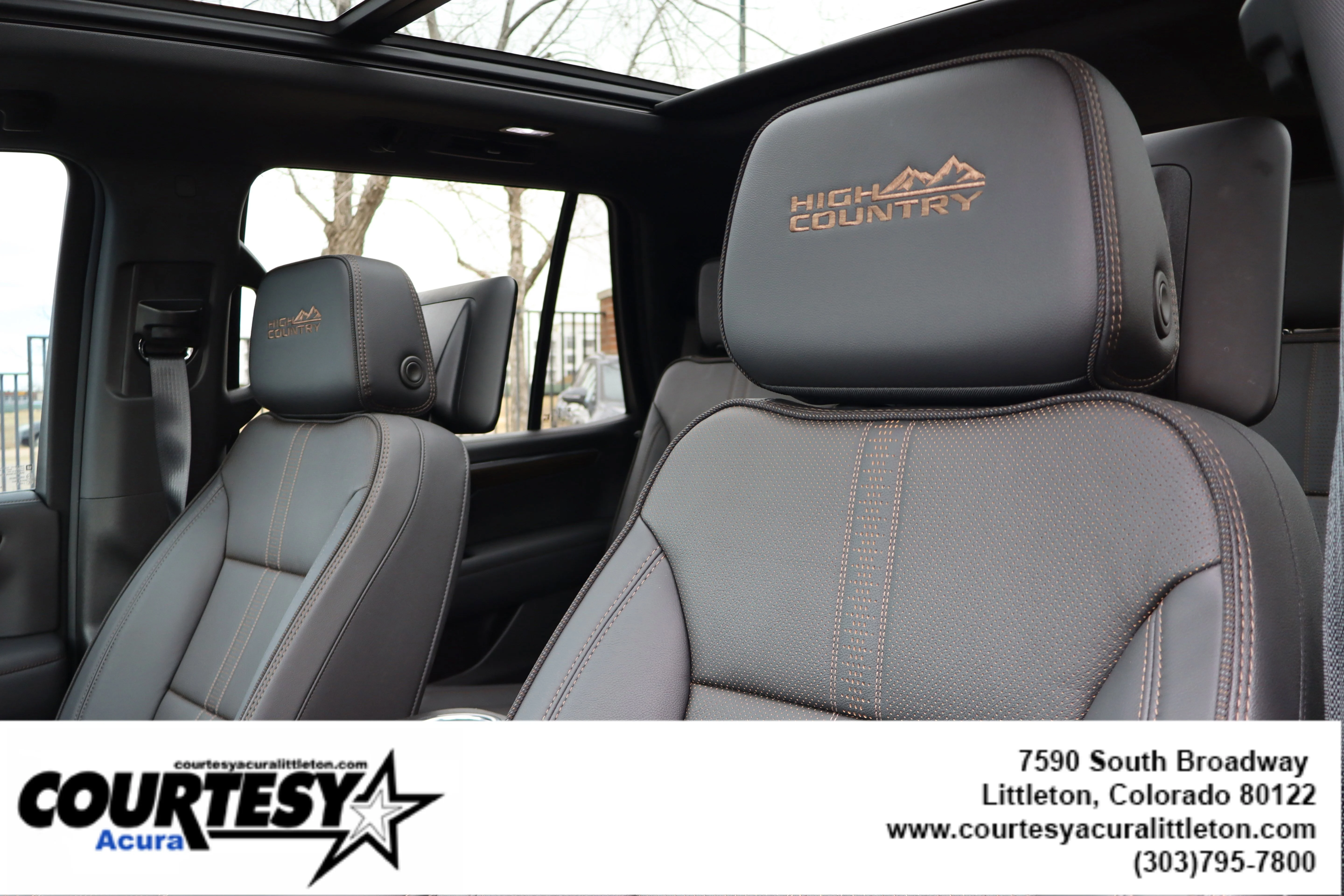 Used 2025 Iridescent Pearl Tricoat Chevrolet High Country image 22