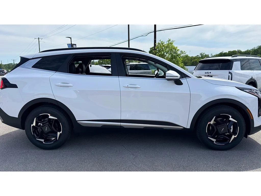 New 2026 Whi Kia EX image 3