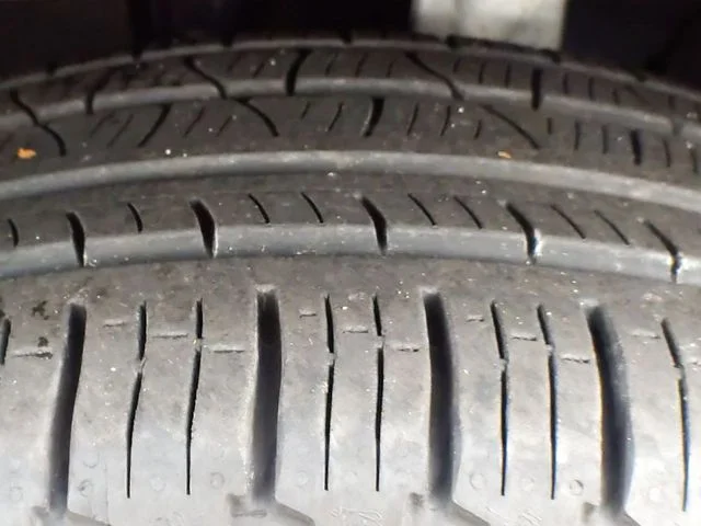 Used 2019 Red Jeep Limited image 11