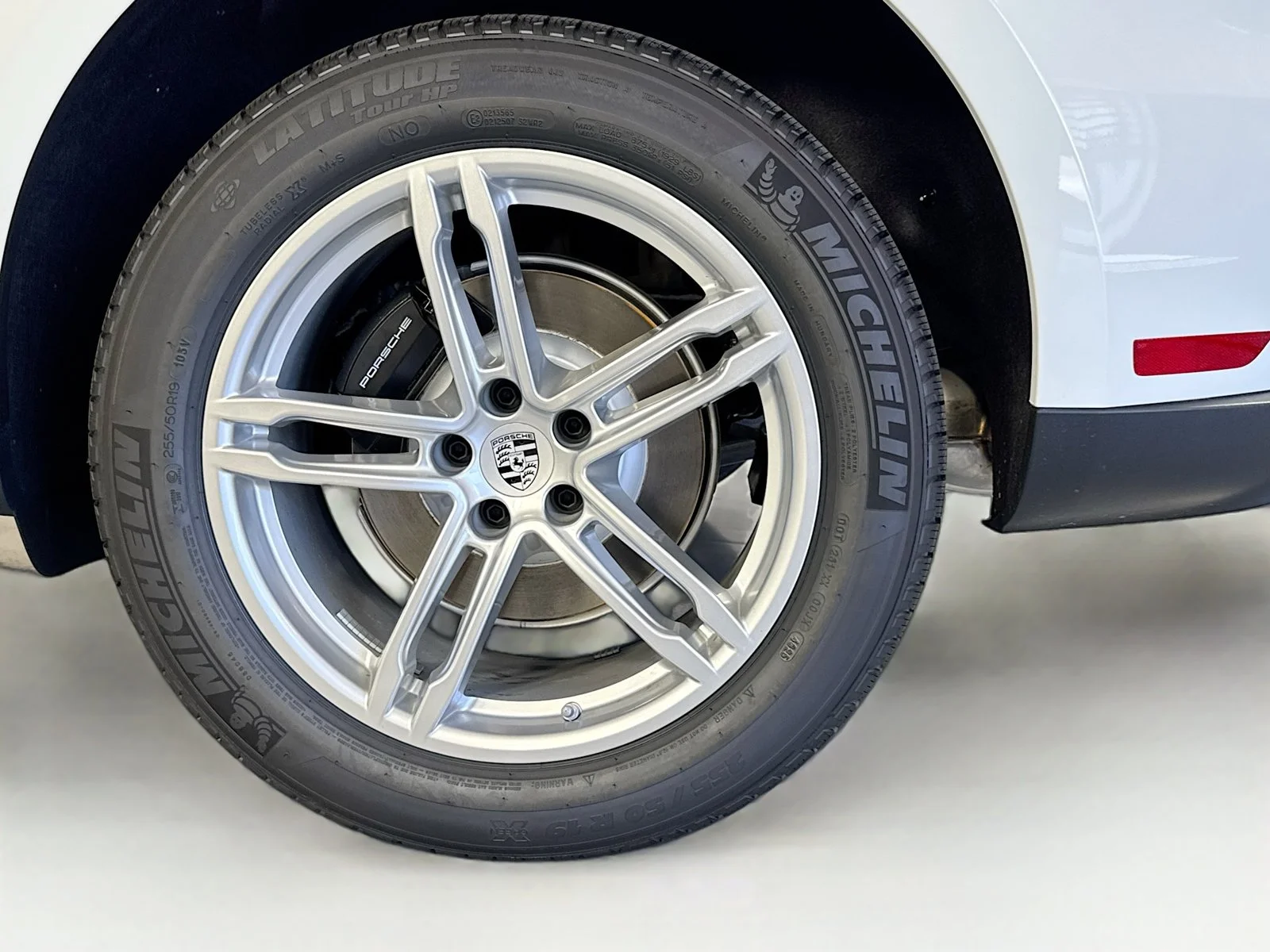 Used 2026 White Porsche  image 25