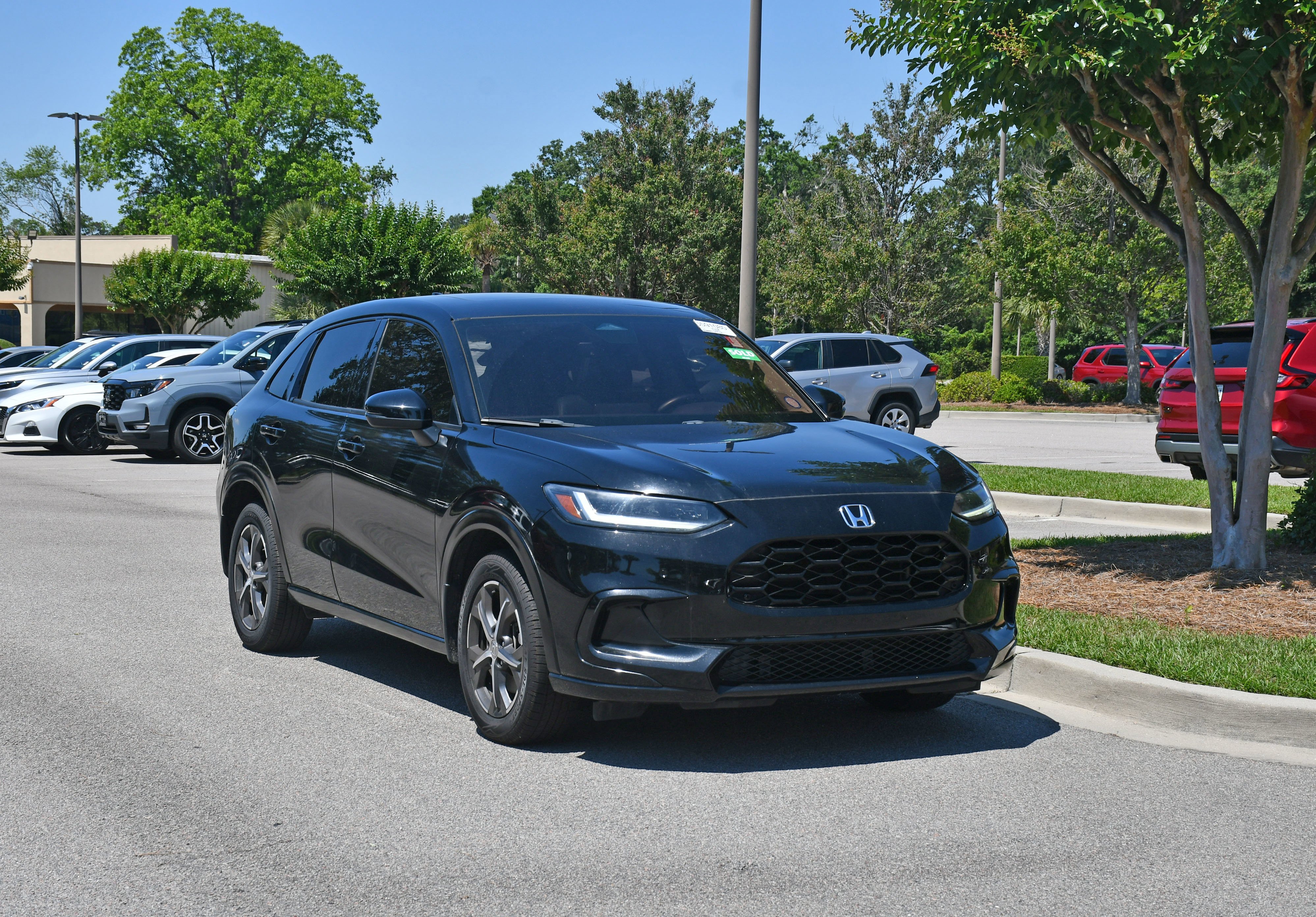 Used 2023 Black Honda EX-L image 5