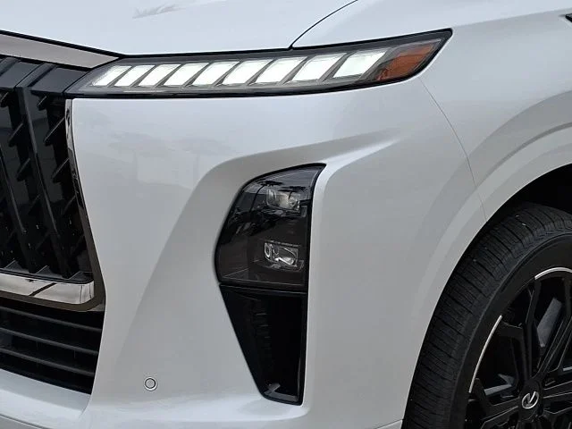 New 2026 2T RADIANT WHIT INFINITI Sport 4WD image 8