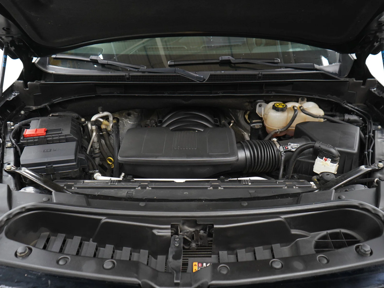 Used 2023 Onyx Black GMC Denali image 33
