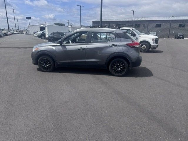 Used 2018 Gun Metallic Nissan S image 8