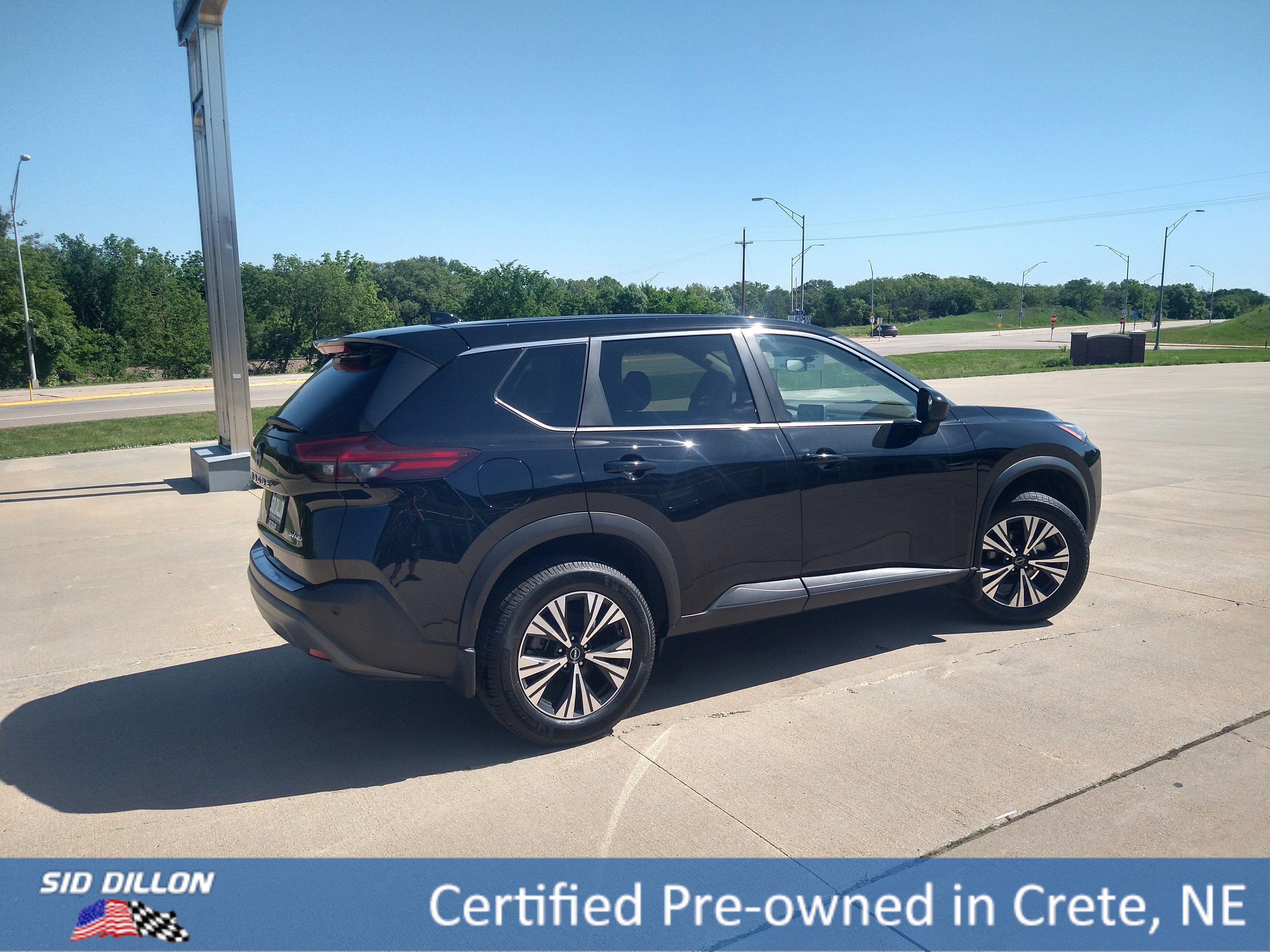 Used 2023 Super Black Nissan SV image 11