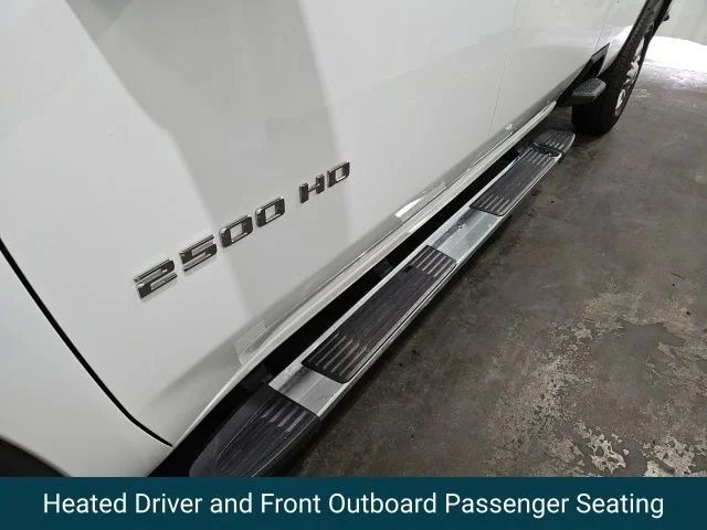 Used 2025 Summit White Chevrolet LT image 11