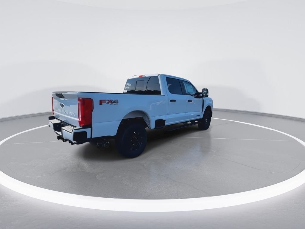 New 2026 Oxford White Ford F-350® XL image 21