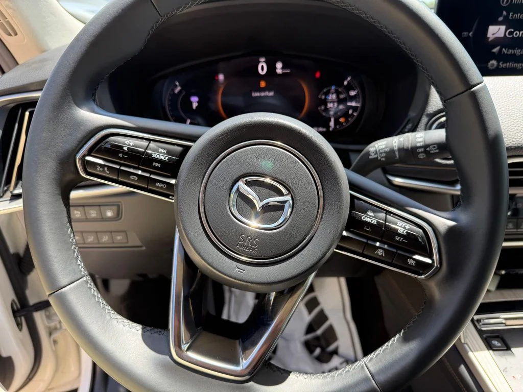 Used 2025 White Mazda Premium image 17