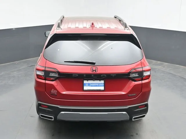 New 2026 Radiant Red Metallic II Honda AWD Touring image 43