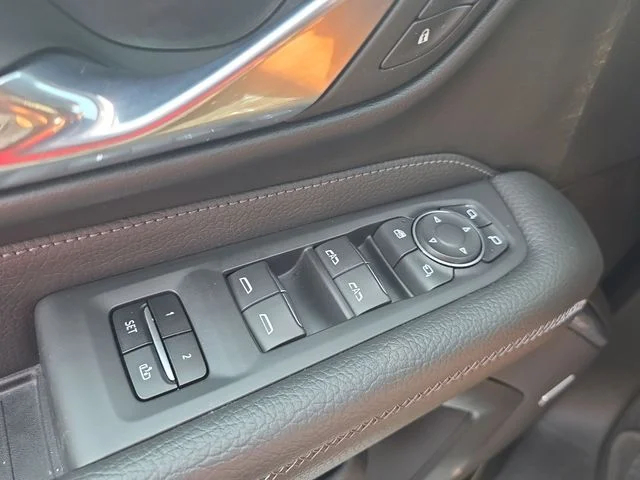 Used 2021 Black GMC Denali image 29
