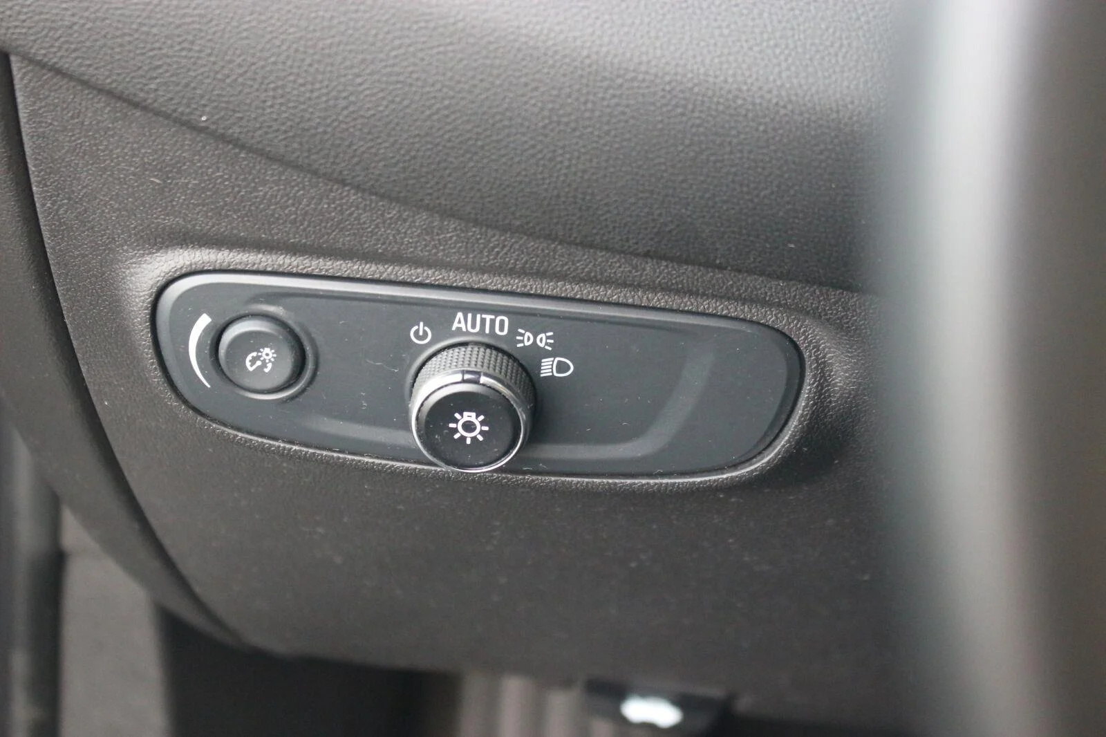 Used 2024 Mosaic Black Metallic Chevrolet LT image 26