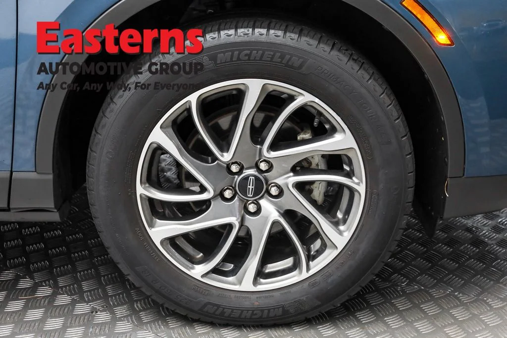 Used 2022 Blue Lincoln Standard image 33