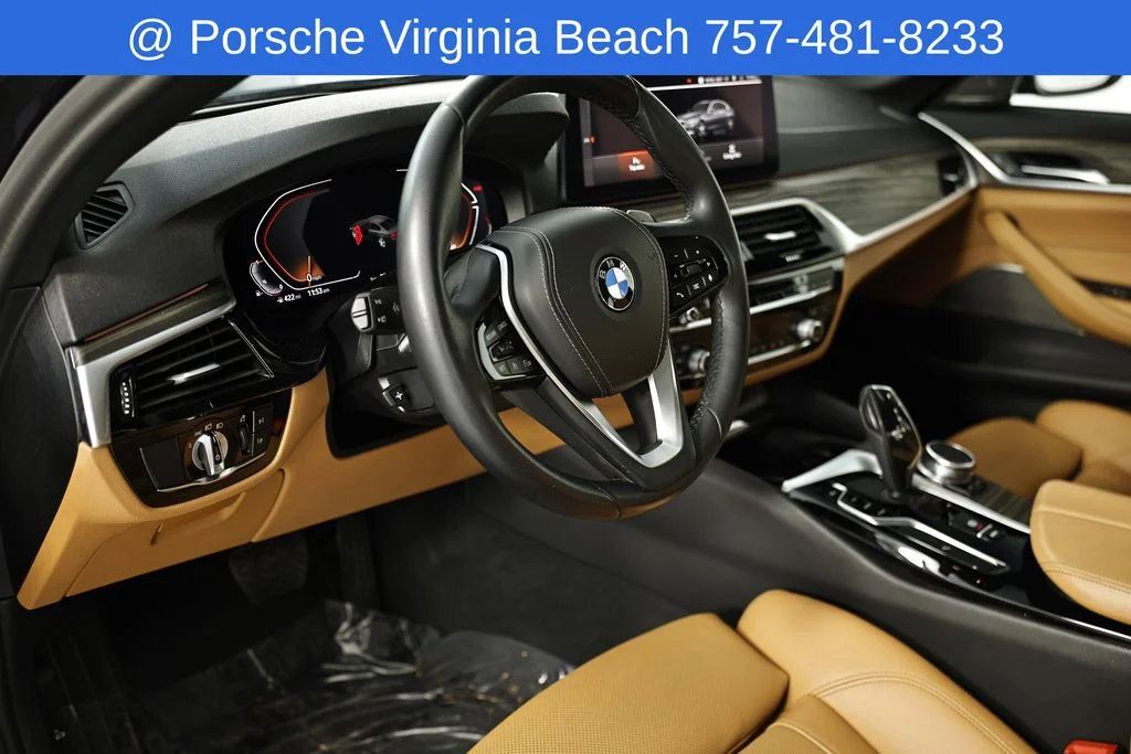 Used 2023 Gray BMW 540i xDrive image 21