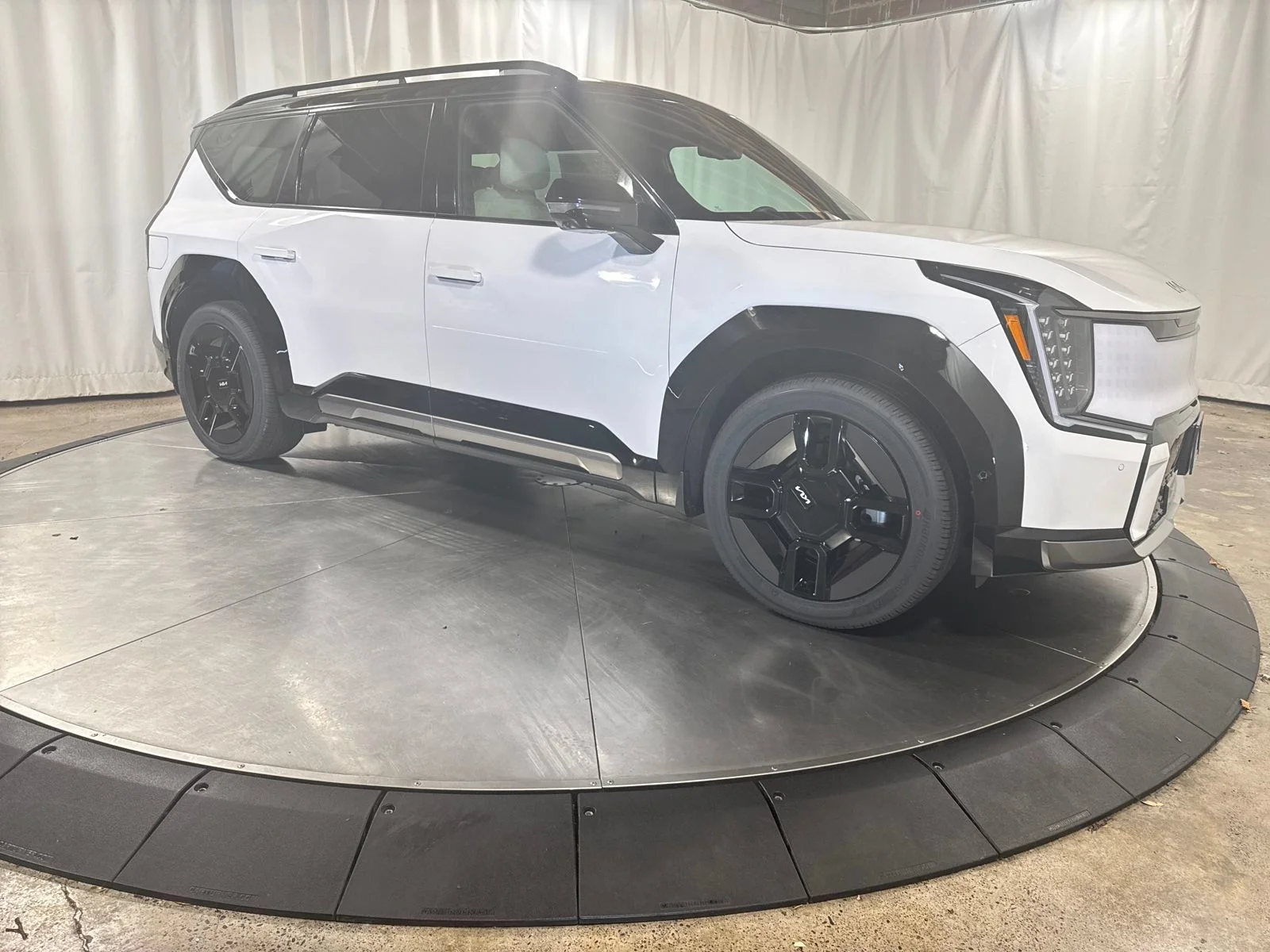 New 2026 White Pearl Kia GT-Line image 10