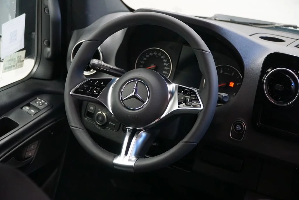 2026 Mercedes-Benz Sprinter Crew Van Base - Photo 10