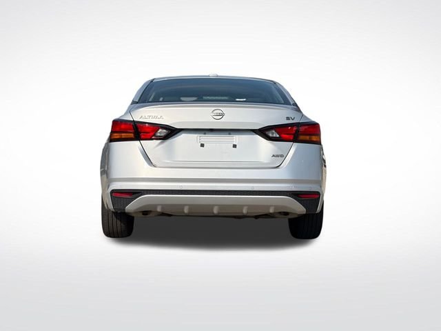 Used 2024 Brilliant Silver Metallic Nissan 2.5 SV image 29