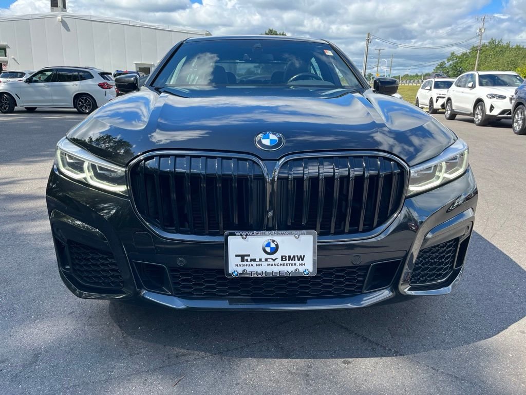Certified Used 2022 Black Sapphire Metallic BMW 740i xDrive image 2