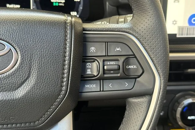New 2026 Wind Chill Pearl <sup>1</sup> Toyota 4Runner Limited image 27
