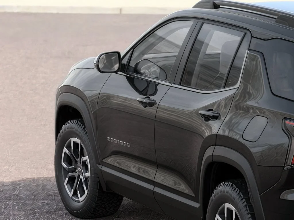 New 2026 Mosaic Black Metallic Chevrolet LT image 17