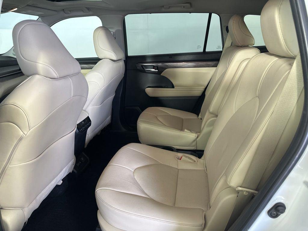 Used 2023 Pearl Toyota Limited image 25