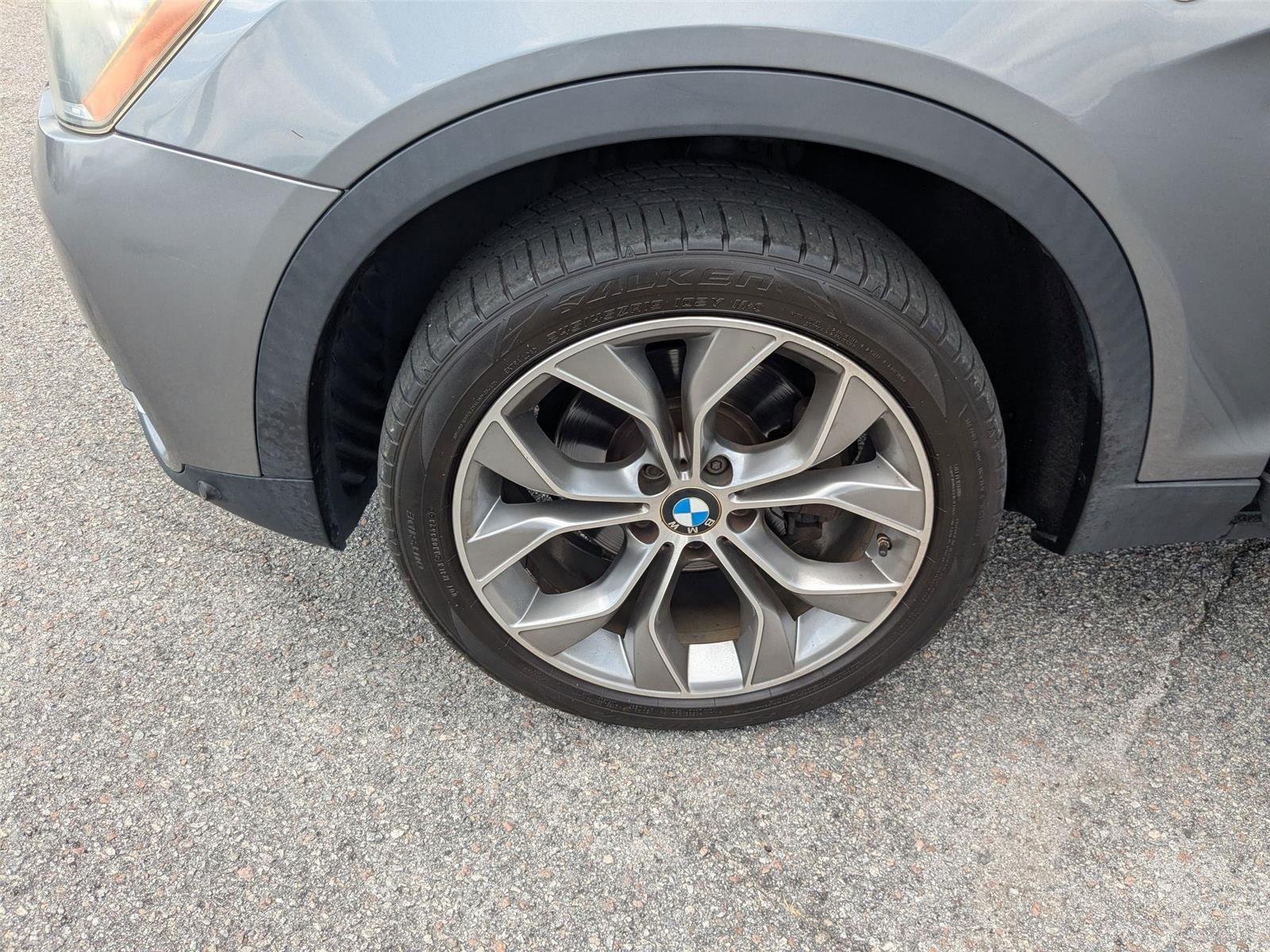 Used 2016 Space Gray Metallic BMW xDrive28i image 38