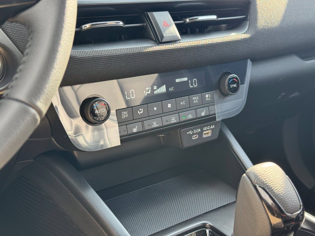 New 2026 ICE SILVER METALLIC Subaru Premium image 13