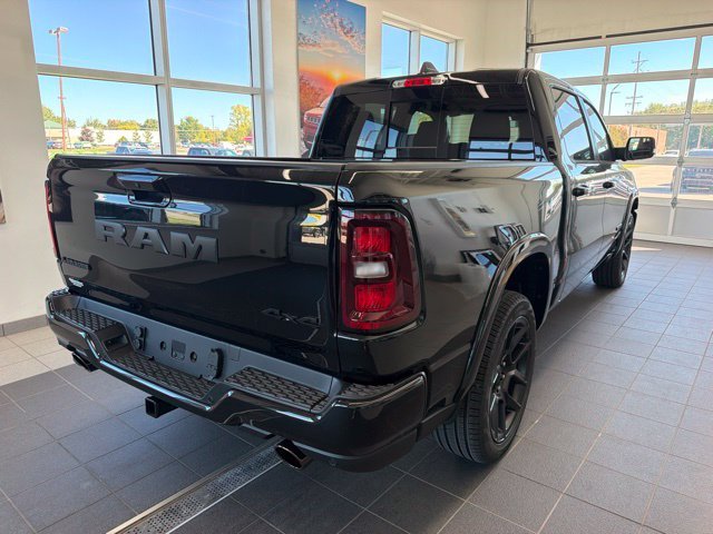 New 2027 Diamond Black Crystal Pearl-Coat Exterior Paint RAM Laramie image 4