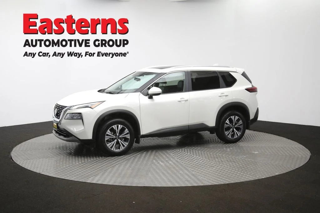 Used 2023 White Nissan SV image 58